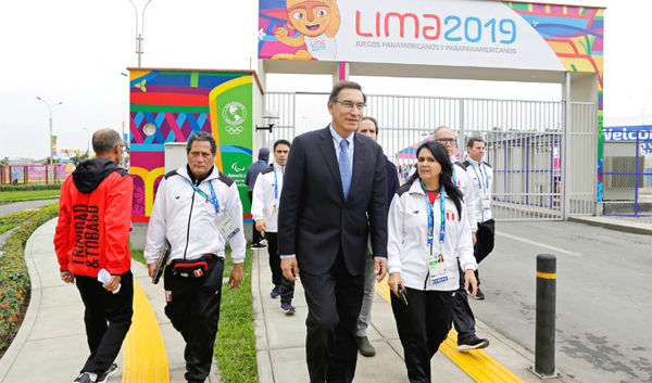 Lima 2019: President Vizcarra visited athletes at Villa Panamericana.