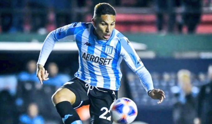 Paolo Guerrero played 30 minutes in Racing's defeat against Godoy Cruz.