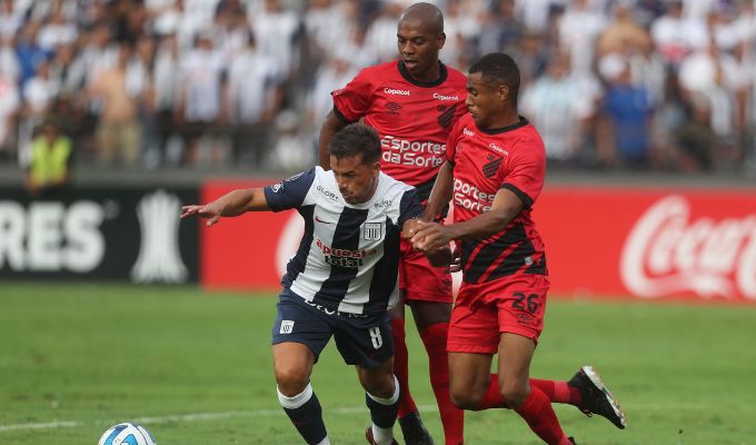 Alianza Lima drew 0-0 with Paranaense in their debut for the Copa Libertadores.