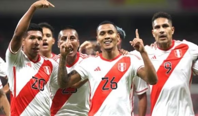 Selección Peruana se mantienen fuera del 