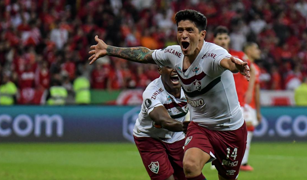 Fluminense defeated Internacional 2-1 and is the first finalist of the Copa Libertadores.