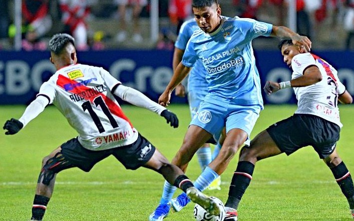 Sporting Cristal ganó 3-1 a Always Ready, pero no le alcanzó y queda eliminado de la Copa Libertadores