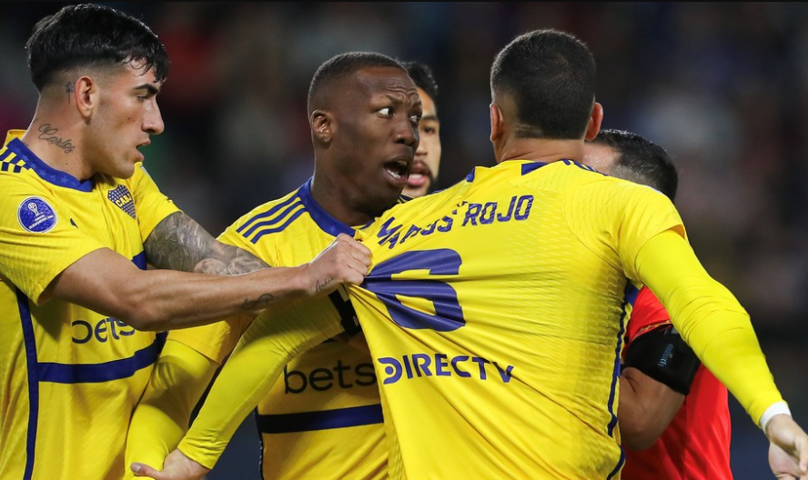 ¡Con Luis Advíncula! Boca Juniors empató 0-0 ante IDV por playoffs ida de la Copa Sudamericana