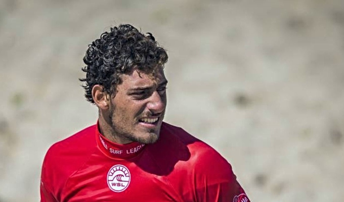 ¡HOY Alonso Correa busca la gloria olímpica en surf en Paris 2024! conozca más detalles aquí