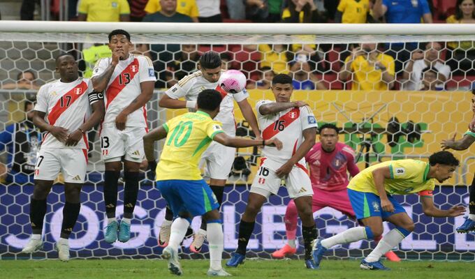 Perú sufre dura derrota 4-0 ante Brasil en Eliminatorias 2026