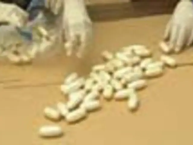 Autoridades de Macedonia capturan a dos peruanos con droga en el estómago