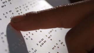 Otro paso a la inclusión: Congreso propone implementar sistema braille en restaurantes y servicios turísticos