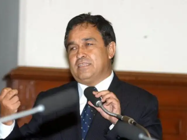 Vocero de Gana Perú Freddy Otarola afirmó que Abugattás es el candidato para presidir el Congreso