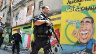 A sangre y fuego policía brasileña ingresa a favelas de Rio de Janeiro
