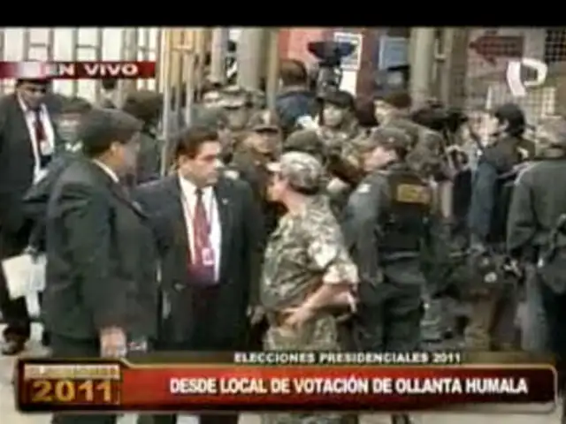 Enlace en vivo desde el local de votación del candidato Ollanta Humala