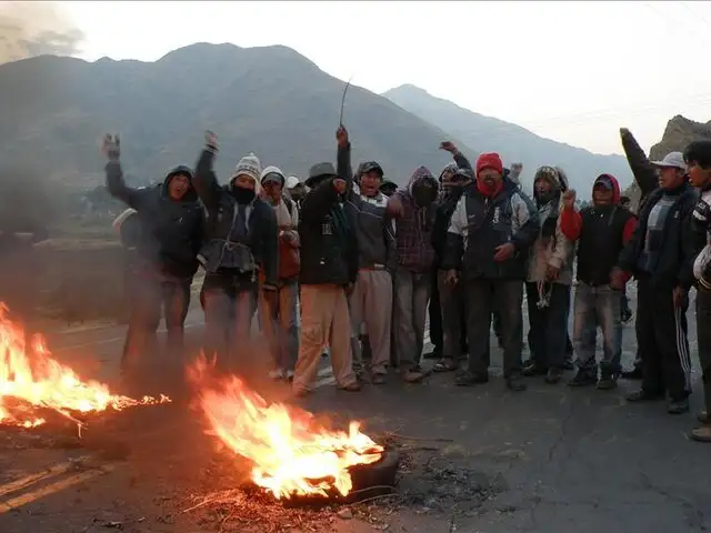 Diálogo entre autoridades de Puno y dirigentes aymaras podría evitar reinicio de protestas 