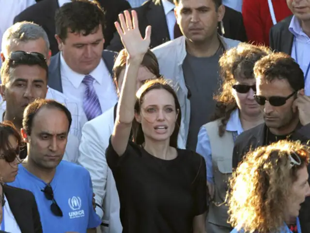 Angelina Jolie brinda su apoyo a refugiados sirios en Turquía