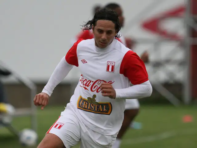 Claudio Pizarro destacó el desempeño de la selección ante Chile