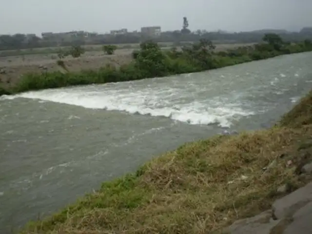 Feto de ocho meses es encontrado en las orillas del río Ica