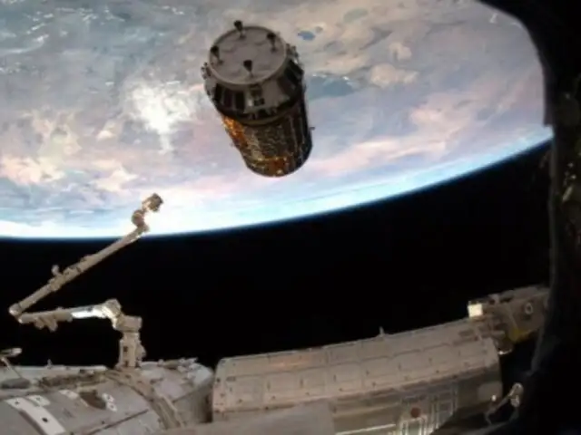 Carguero ruso se acopló a la Estación Espacial Internacional