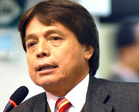 Congresista César Zumaeta pidió disculpas por sus empleados de confianza