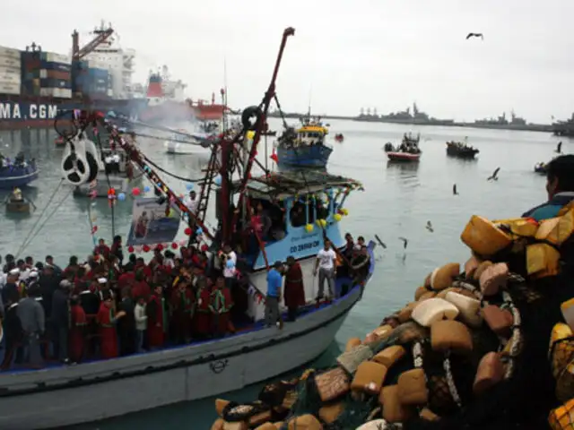 Pescadores del Callao reciben herramientas de trabajo por el Día de San Pedro