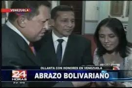 Ollanta Humala es recibido con honores por el presidente Hugo Chávez en Caracas