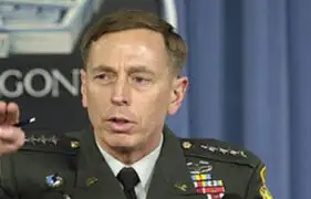 General estadounidense David Petraeus dejó Afganistán para asumir dirección de la CIA   