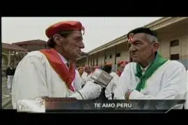 Los internos del Larco Herrera son cuerdos cuando de amar al Perú se refiere