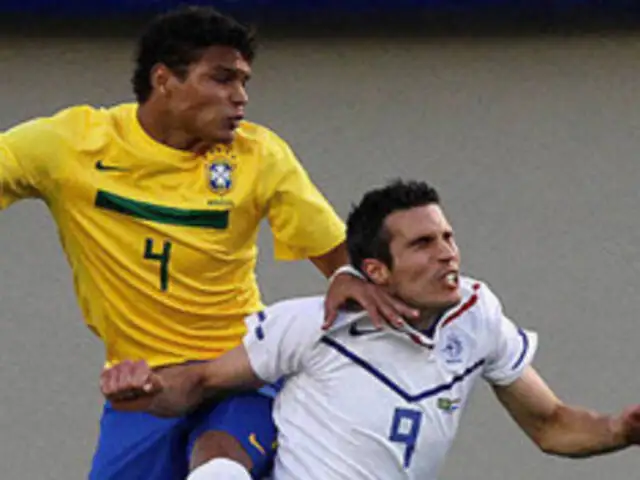 Brasileño Thiago califica como “clave” partido contra Paraguay