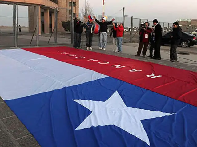 Un muerto y varios heridos graves deja huelga de trabajadores en Chile