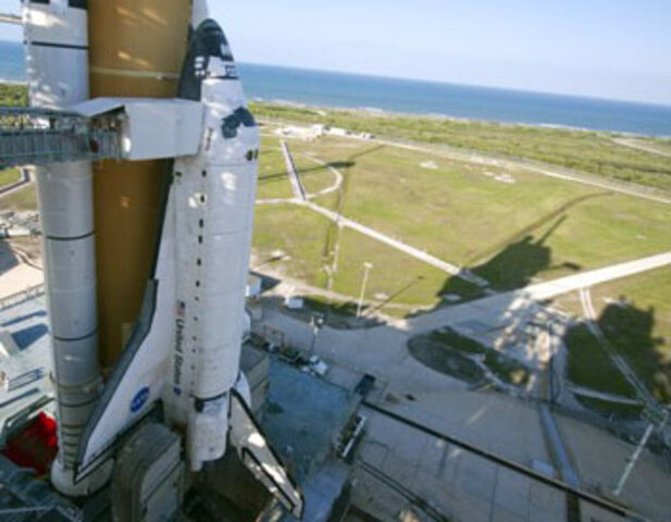 Transbordador espacial Atlantis despegó con éxito 