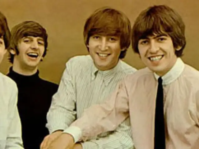 Documento firmado por los Beatles en 1965 fue subastado en más de 23 mil dólares  