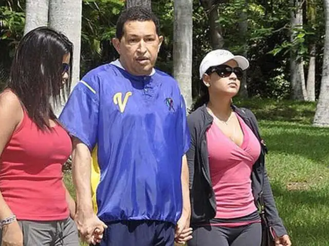 Hugo Chávez podría someterse a quimioterapia para blindar su cuerpo contra el cáncer 