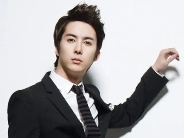 Kim Hyung Jun de SS501 revela el video de su sencillo en japonés "Long Night"