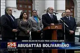 Presidente del Congreso Daniel Abugattás reabrió la plaza Bolívar