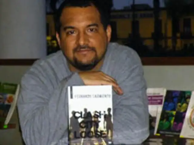 Editorial Casatomada presenta la novela “Clash City  Loose” de Fernando Sarmiento