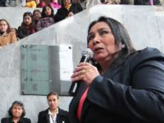 Ministra de la Mujer Aída García advirtió que se quiere desprestigiar el debate sobre la reforma constitucional
