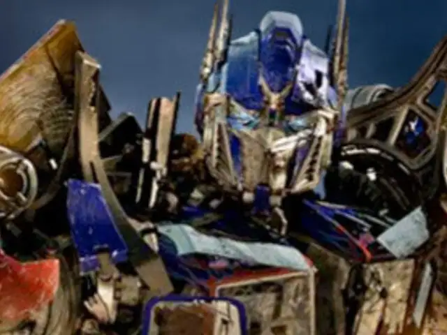 Transformers tres sobrepaso los mil millones de dólares en taquilla