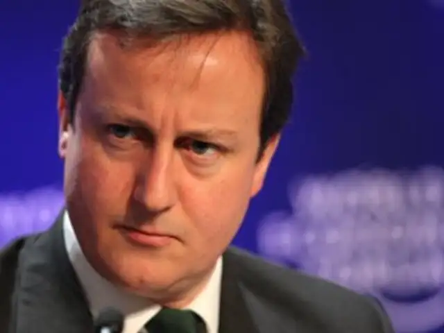 Primer ministro Británico David Cameron promete castigar a quienes iniciaron los disturbios