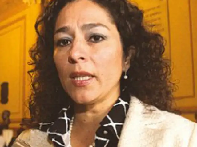 Congresista Cecilia Chacón permanece en cuidados intensivos 