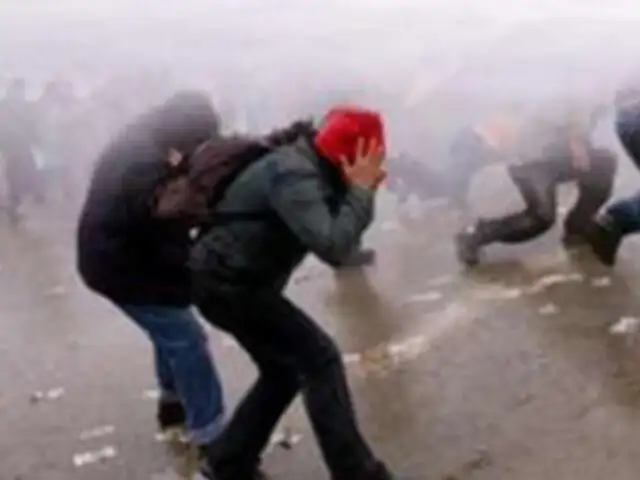 Continúan las protestas de estudiantes en Santiago de Chile