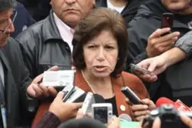 Lourdes Flores: Nadine no puede dar la cara por el presidente Humala  