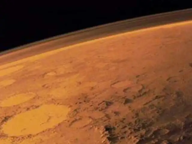 Sonda Mars Express reporta que la mitad de Marte contiene vapor de agua