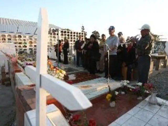 Población de Pisco recordó a quienes perdieron la vida en el terremoto del 2007
