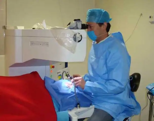 Científico holandés diseñó un robot para mejorar la cirugía ocular 