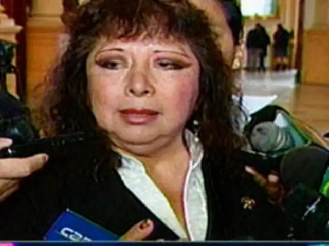 Amenazan de muerte a la congresista Celia Anicama