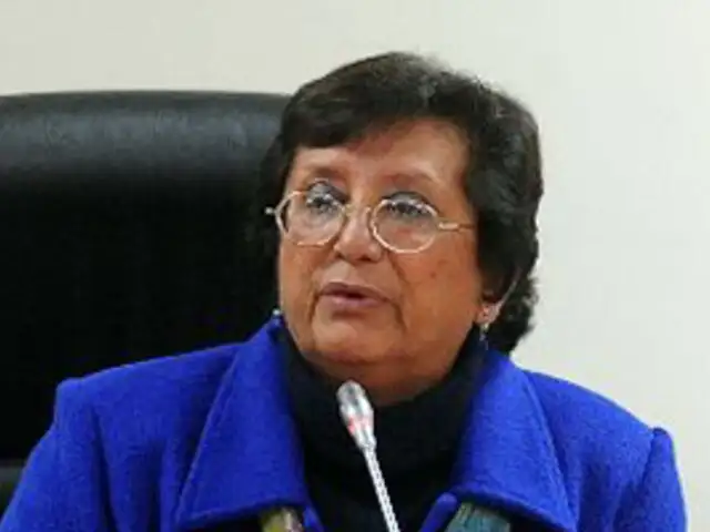 Oficialista Rosa Mávila destaca el diálogo para resolver conflicto antiminero