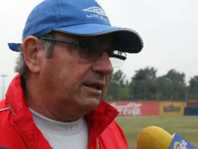“Mago” Markarián reconoce estar dolido por la derrota ante Ecuador, pero aún cree en el mundial 