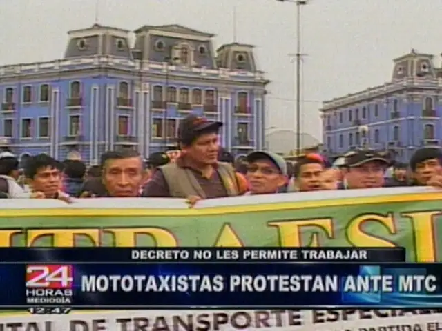 Mototaxistas protestan ante el MTC  por decreto que les prohibiría trabajar en Lima