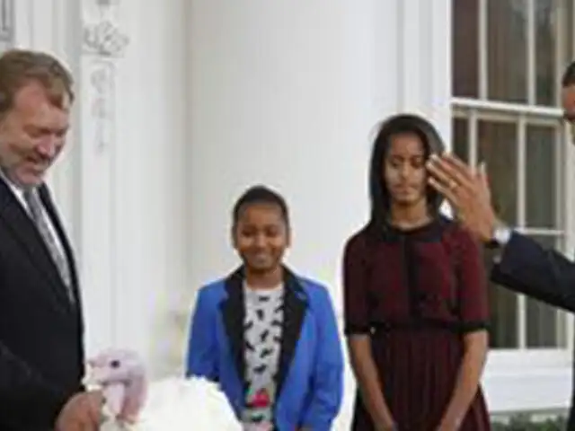 Obama “indultó” a dos pavos en la previa al Día de Acción de Gracias  