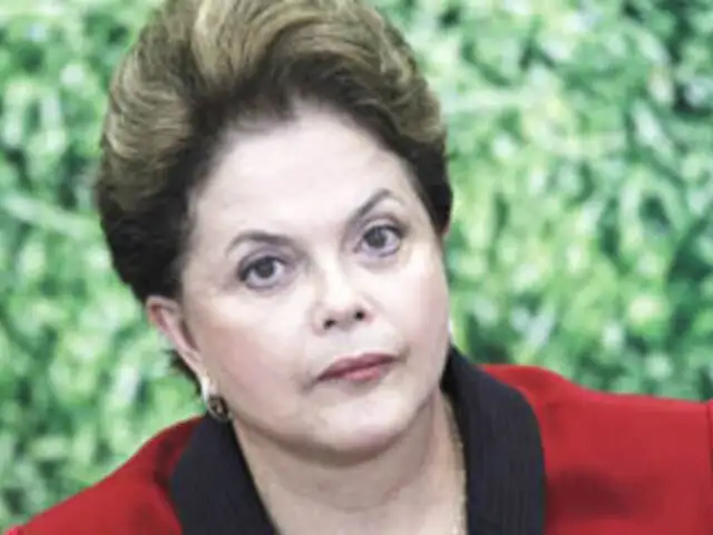 Dilma Rousseff recibió descargas eléctricas y azotes durante dictadura brasileña