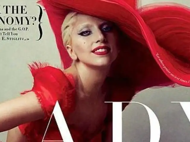 Lady Gaga posó desnuda para la revista 