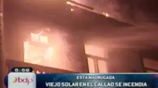 Esta madrugada se incendió viejo solar en el Callao 