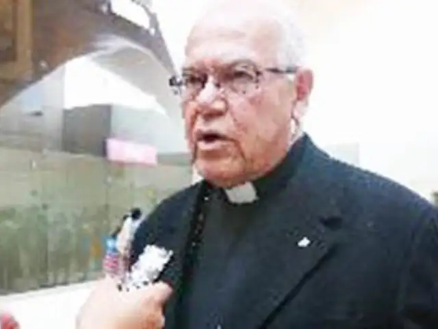Monseñor Bambarén pide respeto mutuo durante campaña de revocación